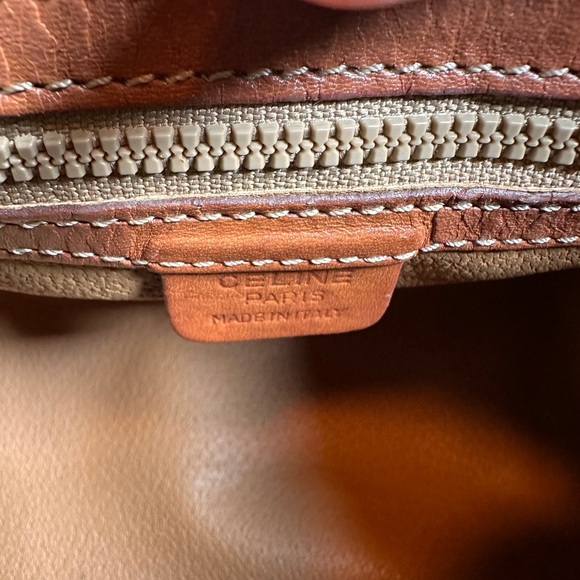 Celine Barrel Bag - Authentic - Picture 11 of 11